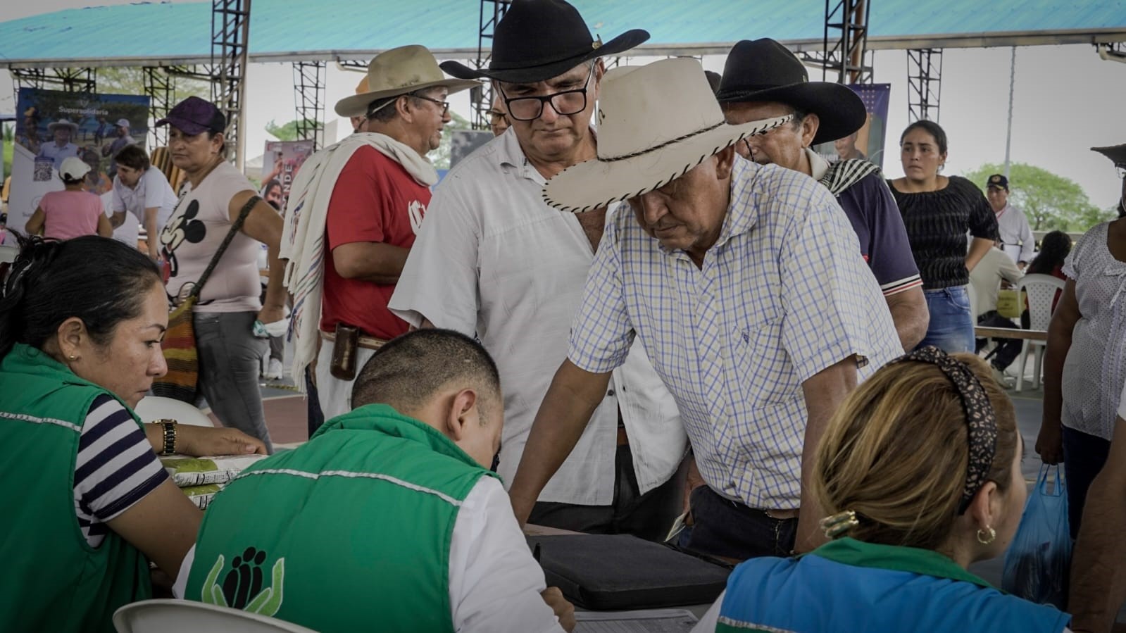 Durante el Festival AlcomPaz de lo Público la comunidad de Hato Corozal (Casanare) recibió atención personalizada