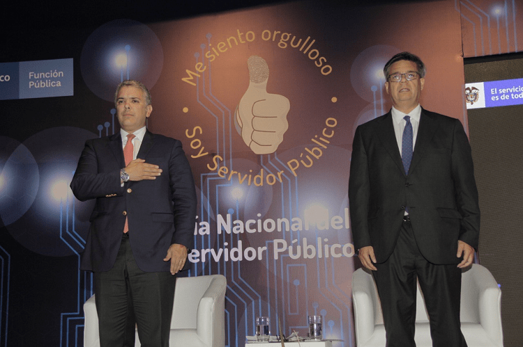 El Presidente de la República, Iván Duque, y el director de Función Pública, Fernando Grillo